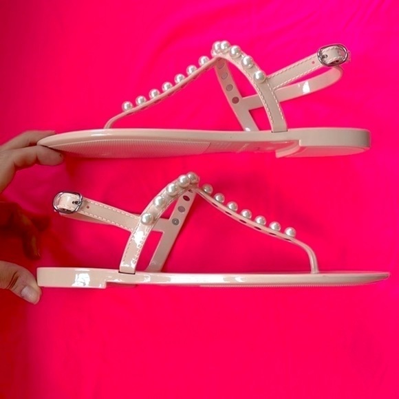 Brand New Stuart Weitzman Goldie Pearly Stud Jelly Sandals Ankle Strap Neutral - Picture 6 of 12